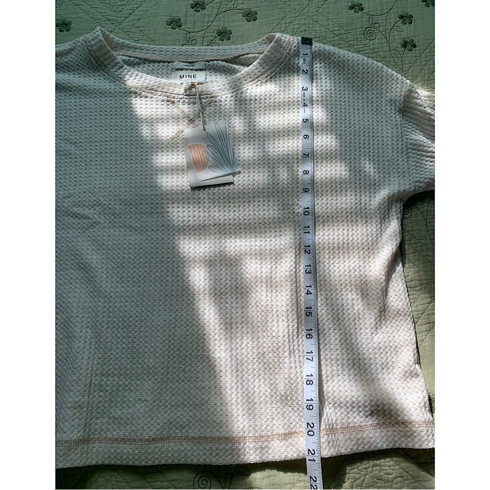 Cozy Crop Tee - Picture 2 of 4